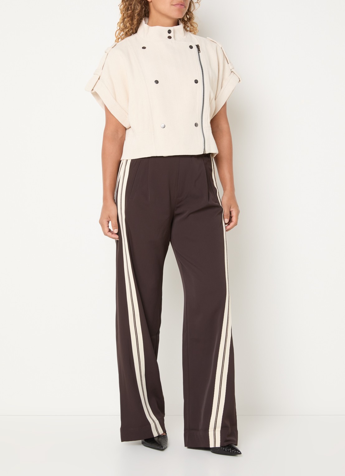 Co'Couture High waist straight fit pantalon met steekzakken - voorkant 4 donkerbruin