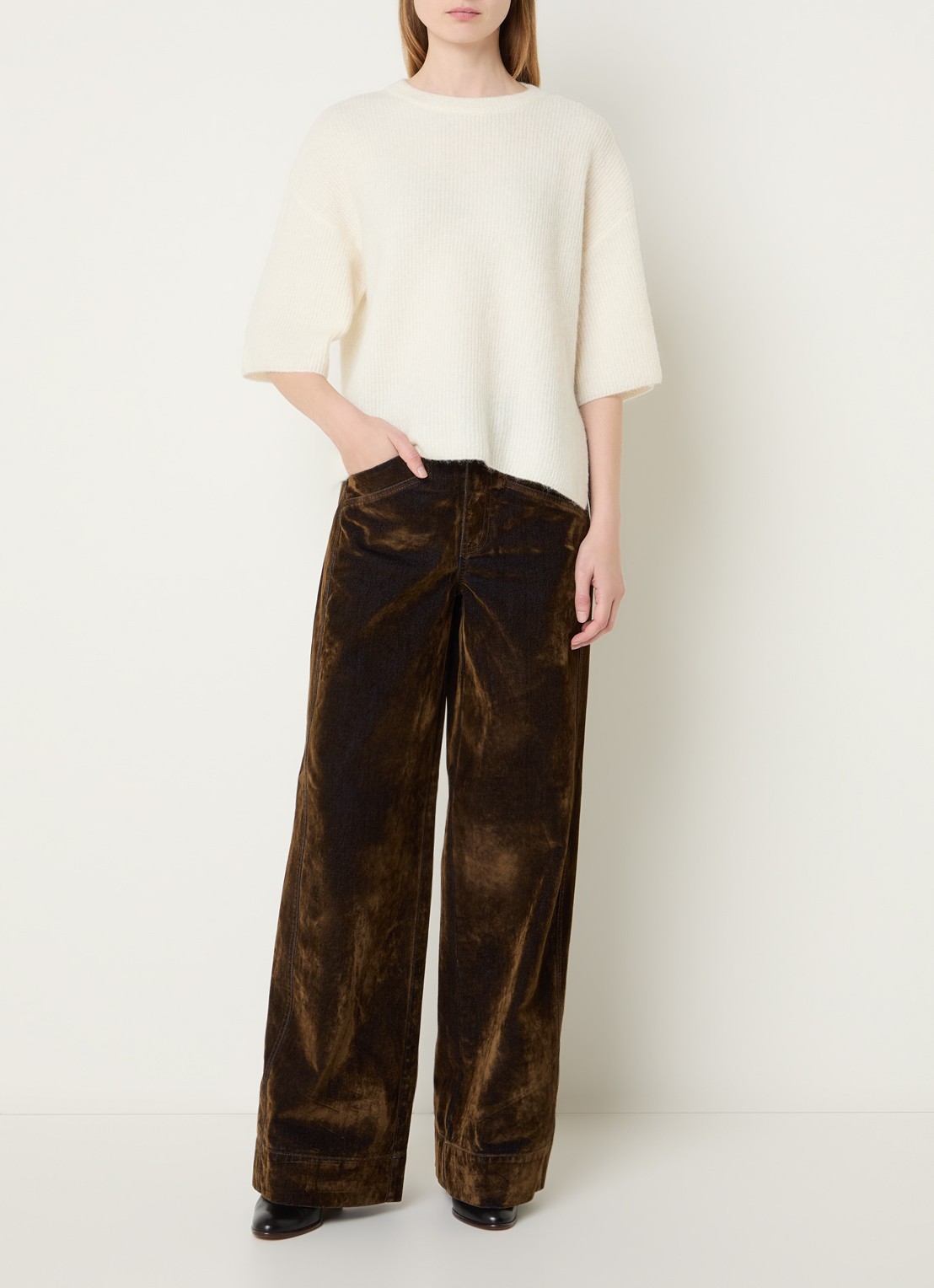 Co'Couture Jade fijngebreide pullover met ronde hals - voorkant 2 gebroken wit
