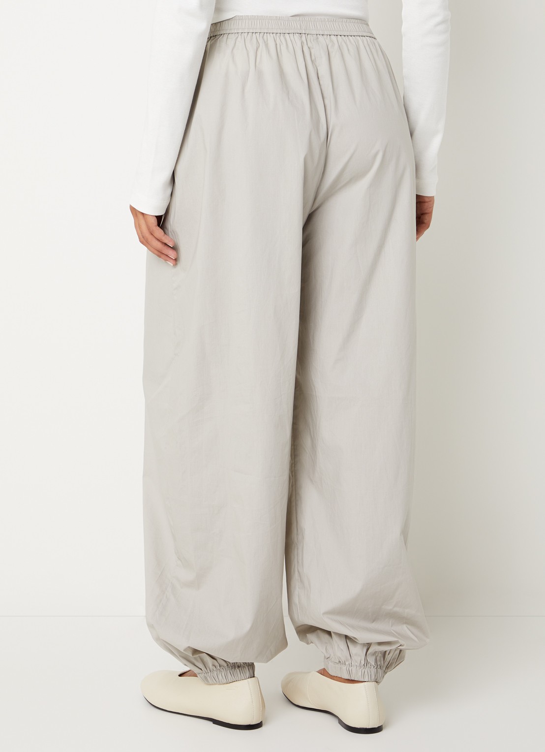 Co'Couture JuneCC high waist tapered fit broek met steekzakken - achterkant 2 lichtgrijs