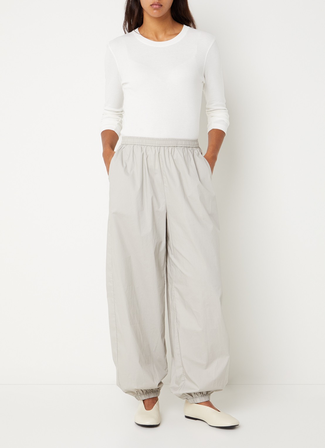 Co'Couture JuneCC high waist tapered fit broek met steekzakken - voorkant 4 lichtgrijs