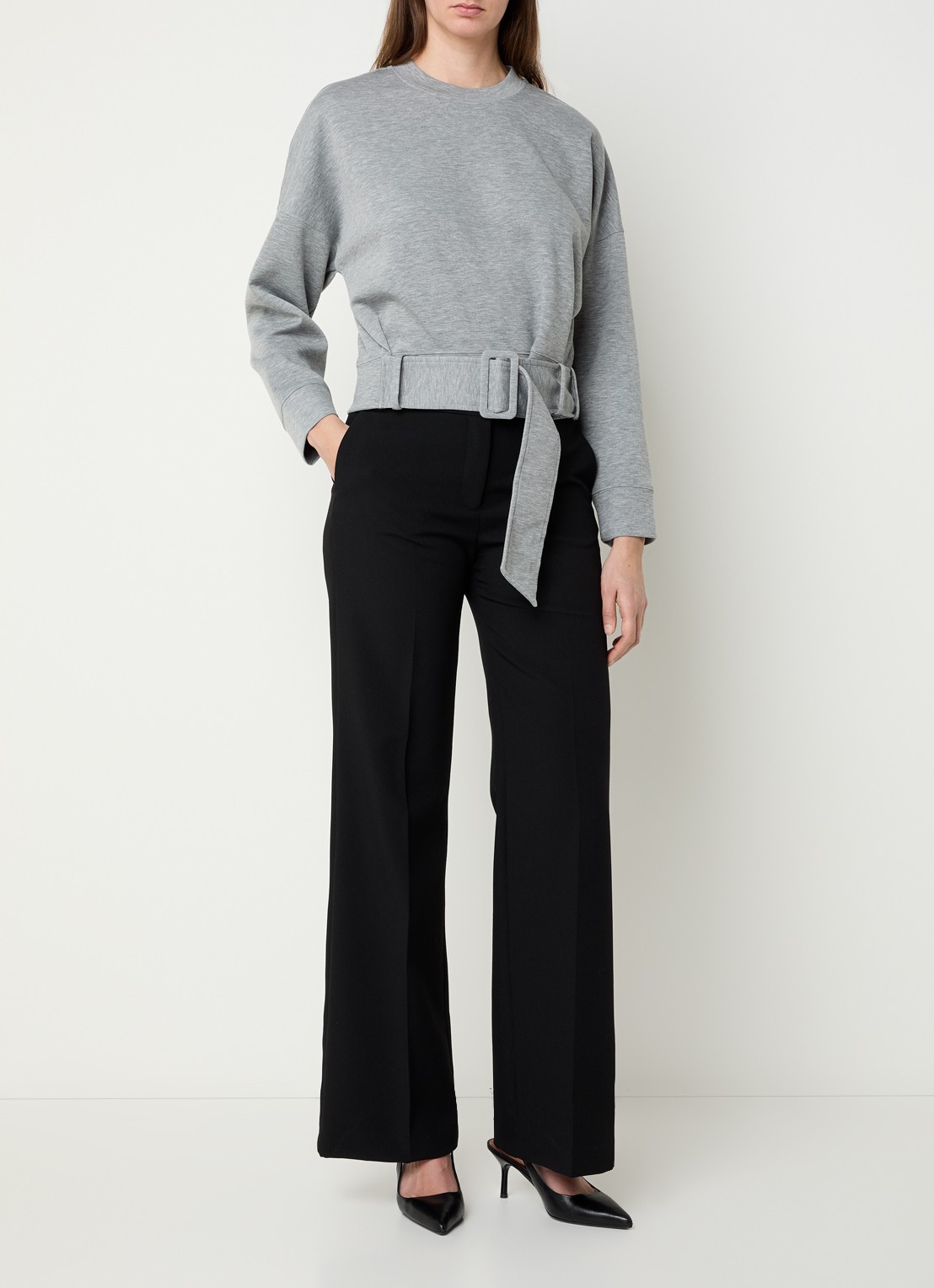 Co'Couture Lance sweater met ceintuur - voorkant 3 grijsmele