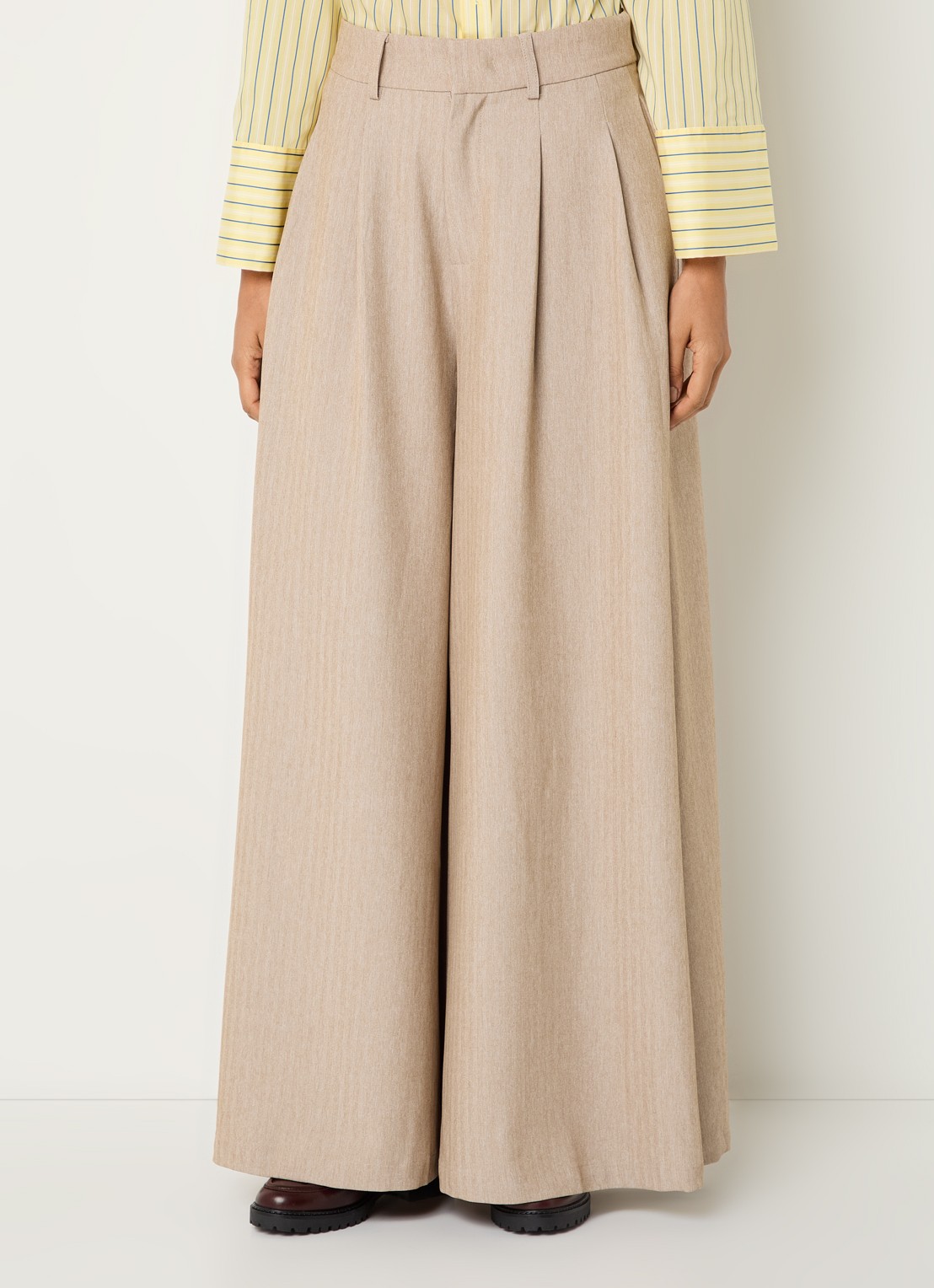 Co'Couture Marlo high waist wide fit pantalon met steekzakken - detail 4 zand