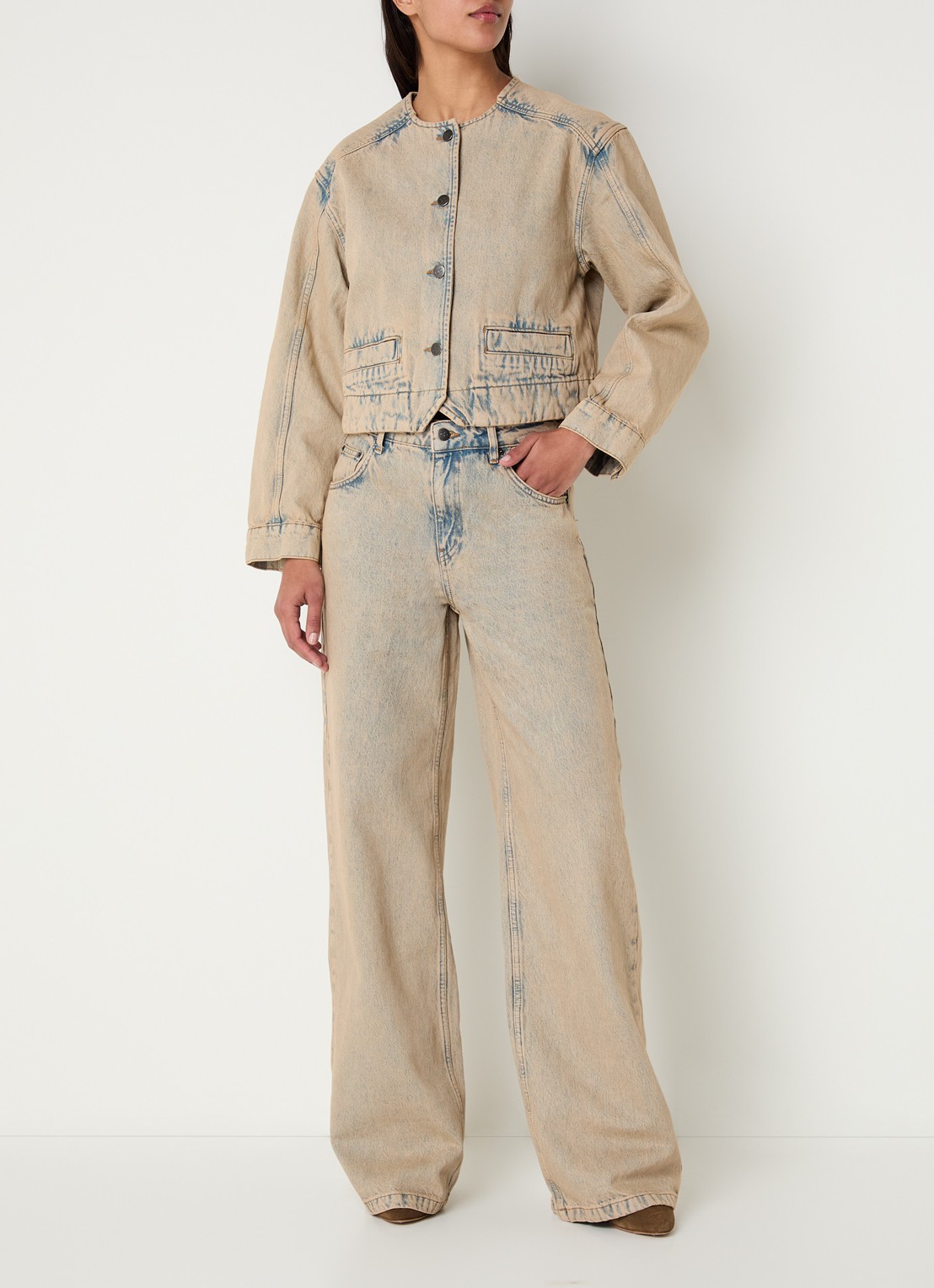 Co'Couture Maura high waist straight leg jeans met verwassen afwerking - voorkant 2 zand