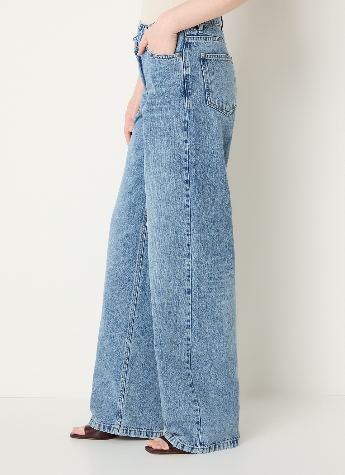 Co'Couture Mid waist flared jeans met medium wassing - detail 5 indigo