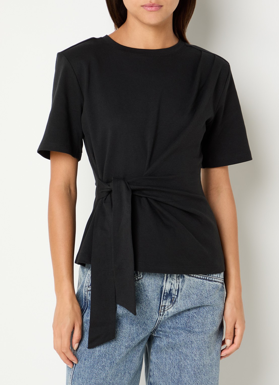 Co'Couture Orianne T-shirt met strikceintuur - detail 4 zwart