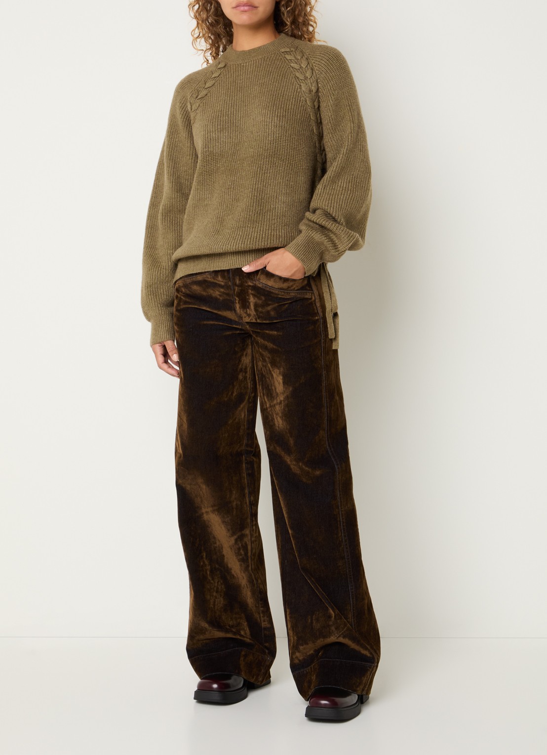 Co'Couture Teffy high waist wide fit jeans met gekleurde wassing - voorkant 2 bruin
