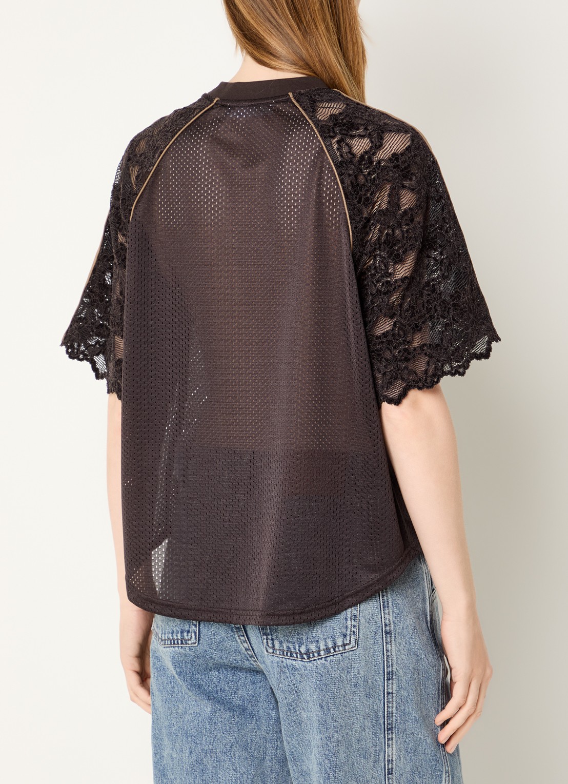 Co'Couture Trey semi-transparant T-shirt van kant met print - achterkant bruin