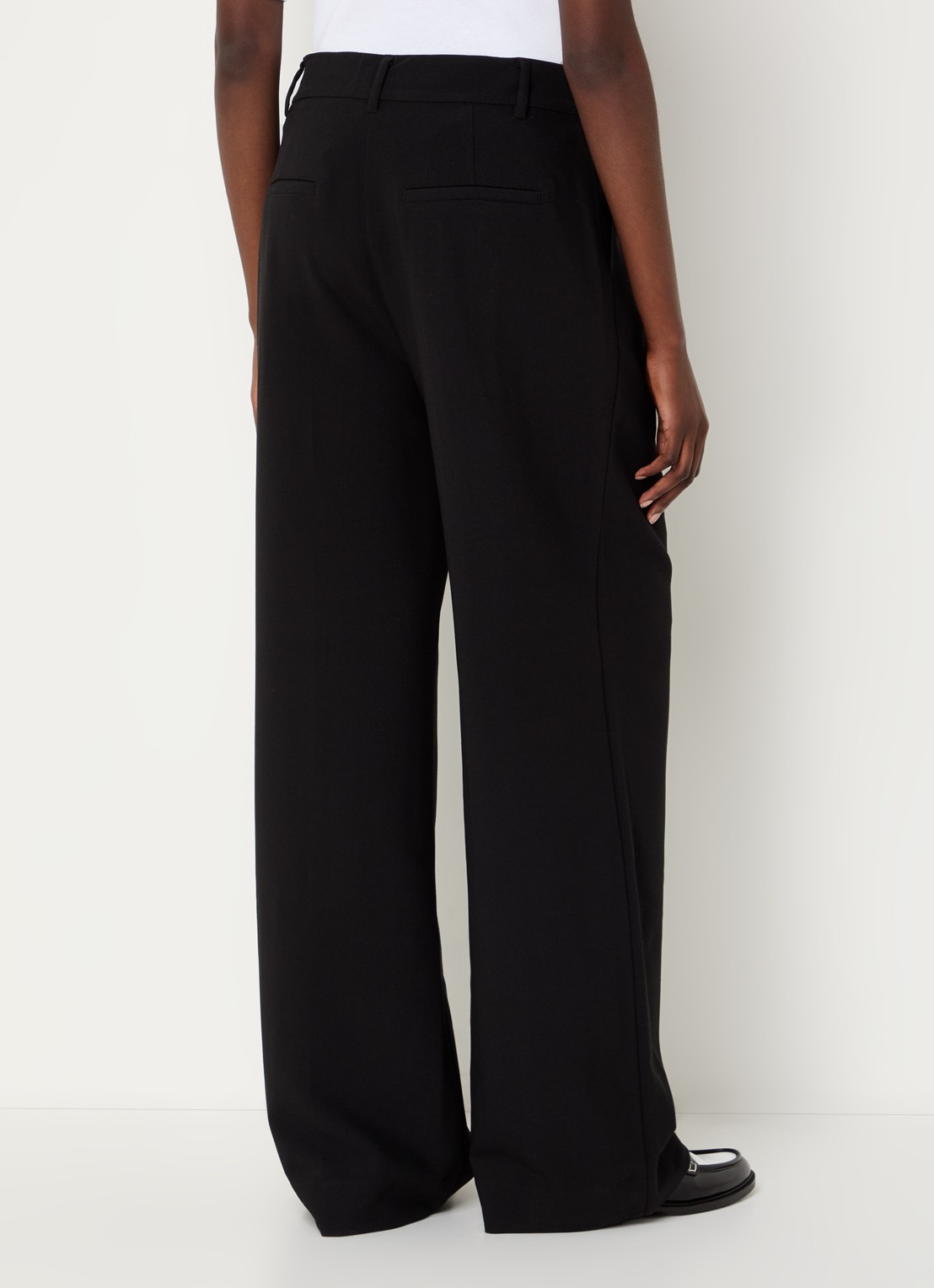 Co'Couture Vola high waist loose fit pantalon met plooidetail - achterkant 4 zwart