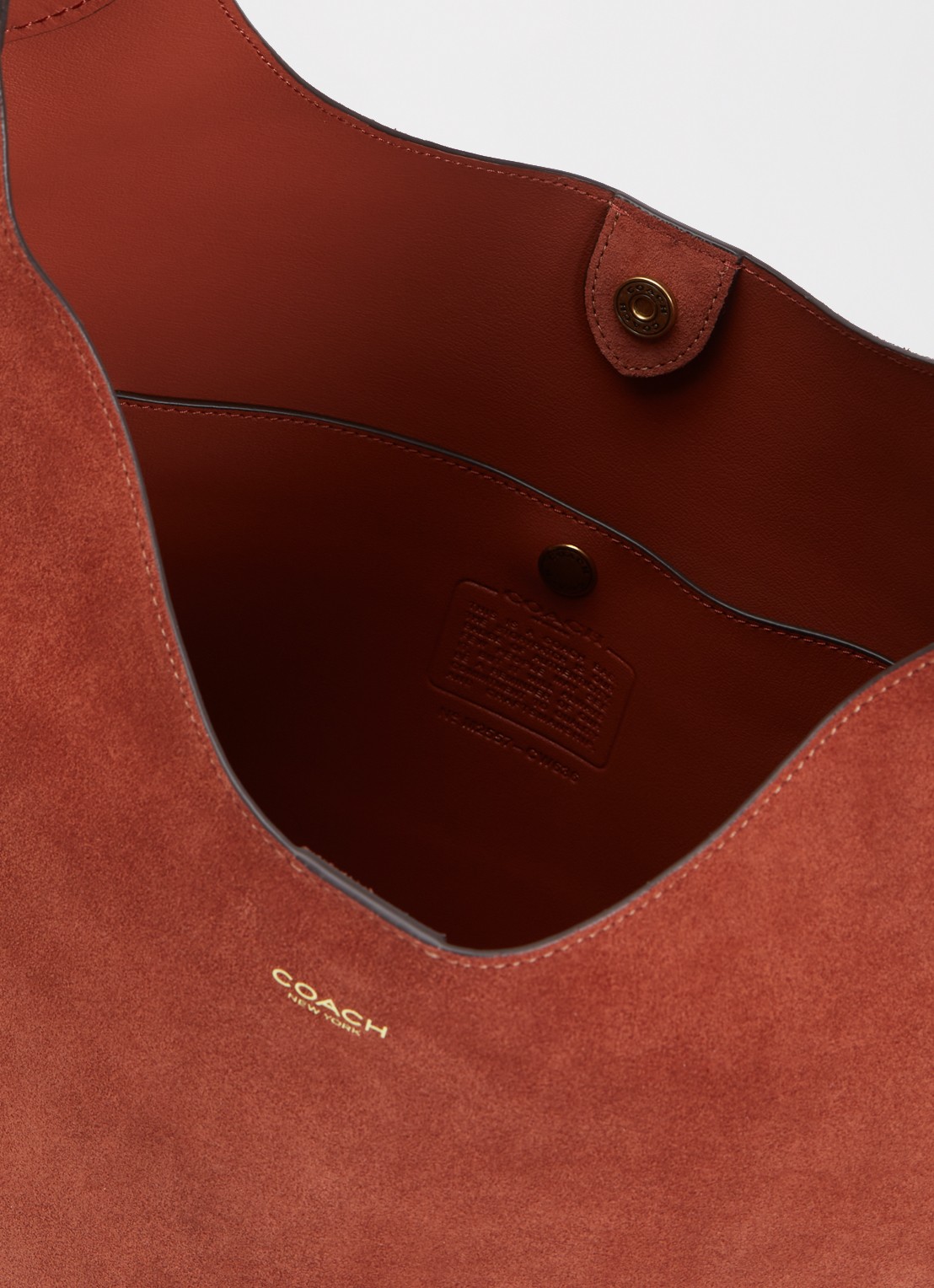 Coach Brooklyn 39 schoudertas van suède - detail 4 roodbruin