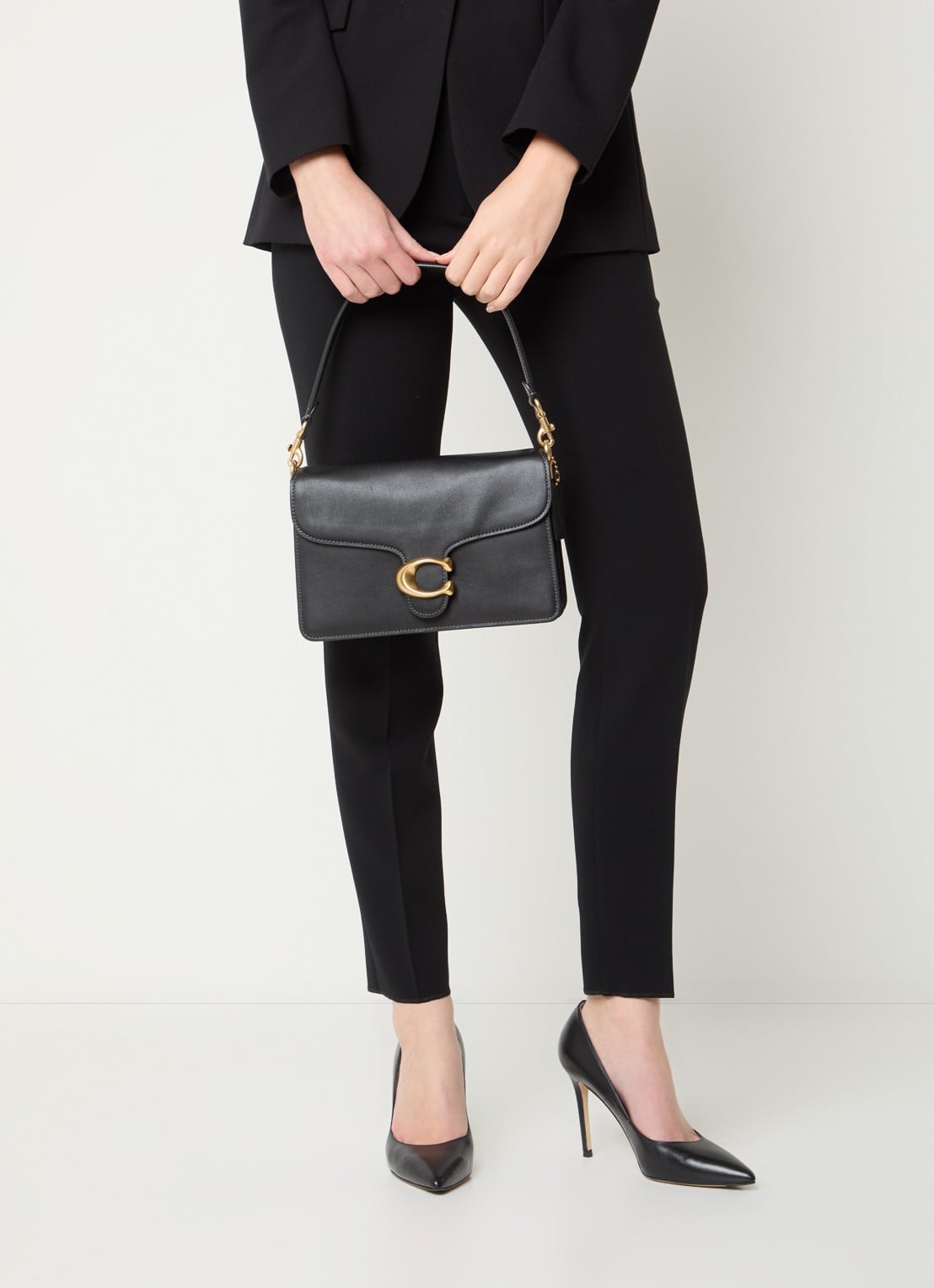 Coach Chain Tabby schoudertas van leer met afneembare schouderriem - voorkant 3 zwart
