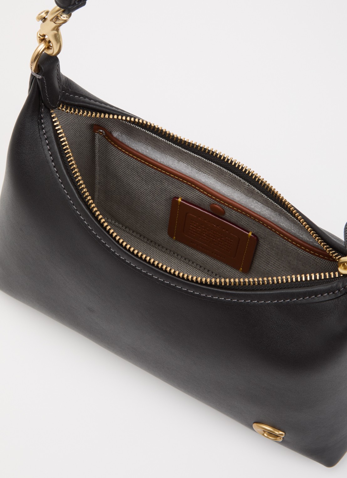 Coach Juliet 25 schoudertas van leer met logo  - detail zwart