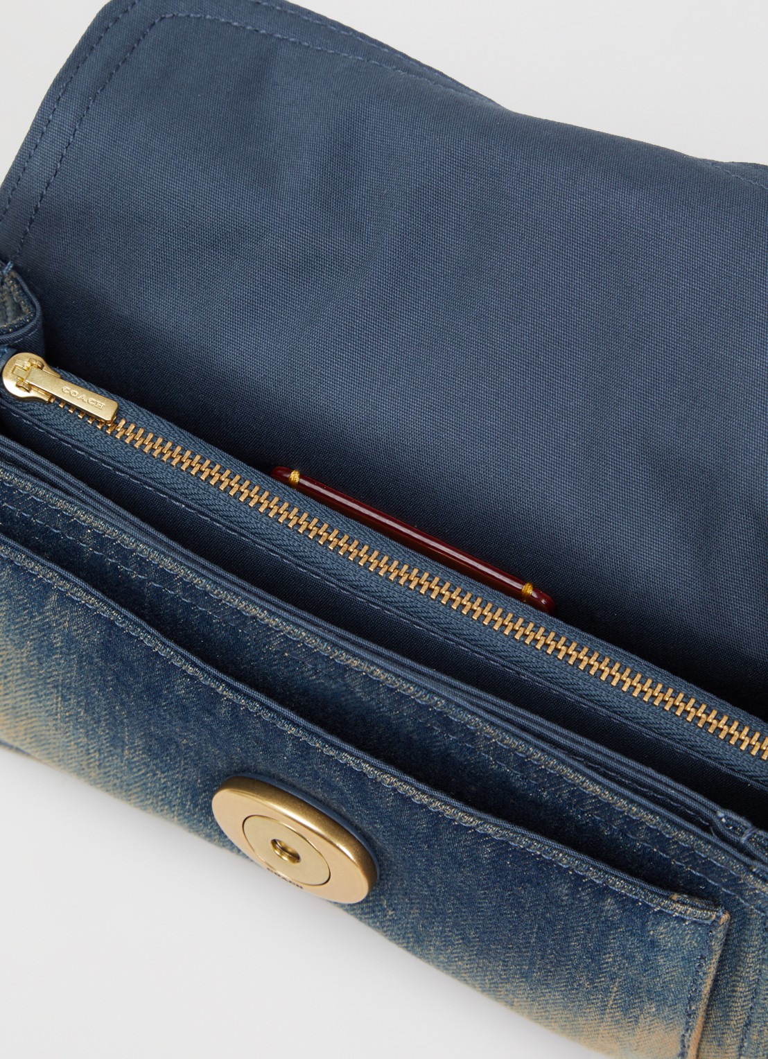 Coach Tabby 20 schoudertas van denim - detail indigo