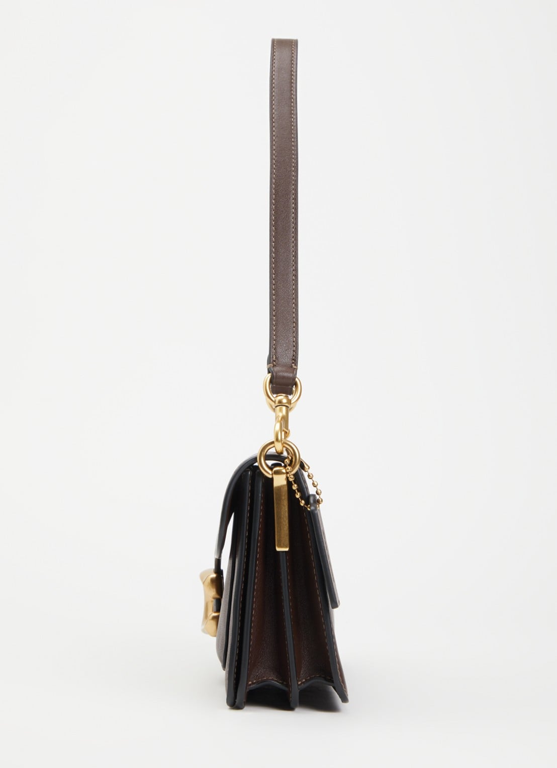 Coach Tabby 26 schoudertas van leer met afneembare schouderriem  - detail 2 donkerbruin