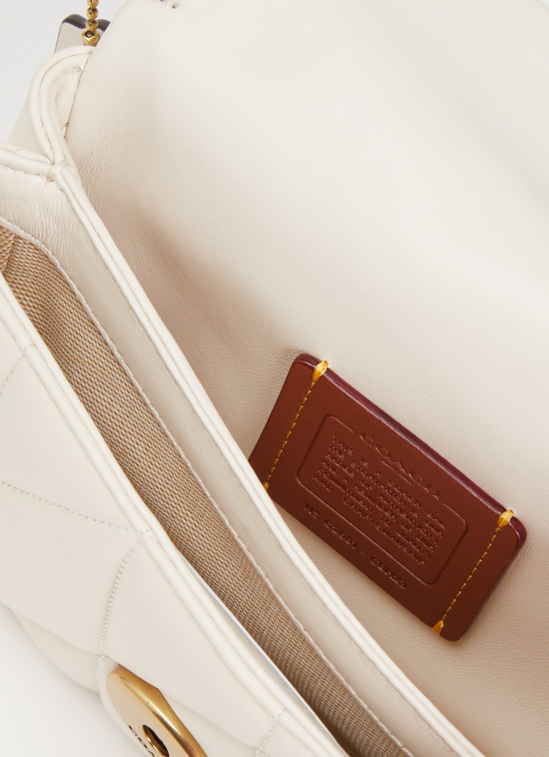 Coach Tabby Chain 19 crossbodytas van leer - detail 3 gebroken wit