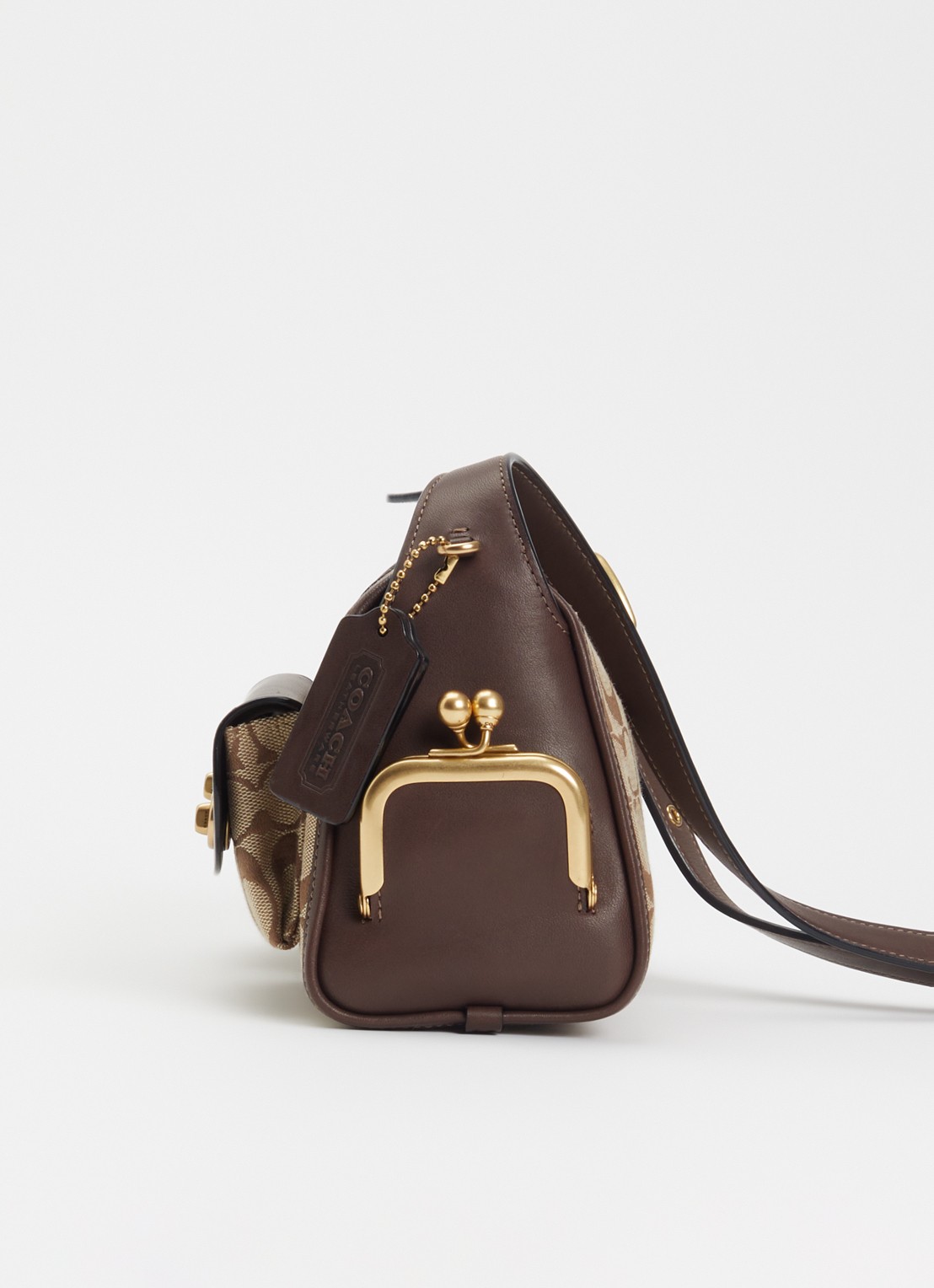 Coach Turnlock Haversack 27 schoudertas met logoprint en verstelbare schouderriem  - detail 2 beige