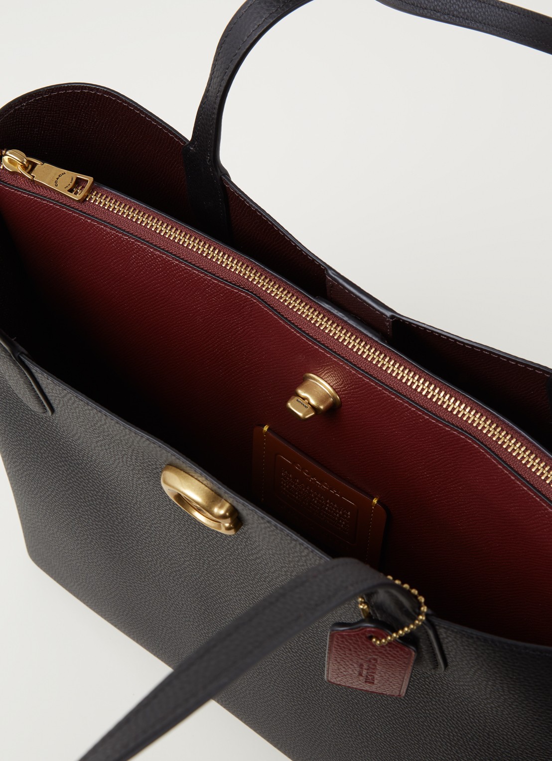 Coach Willow schoudertas van leer - detail zwart