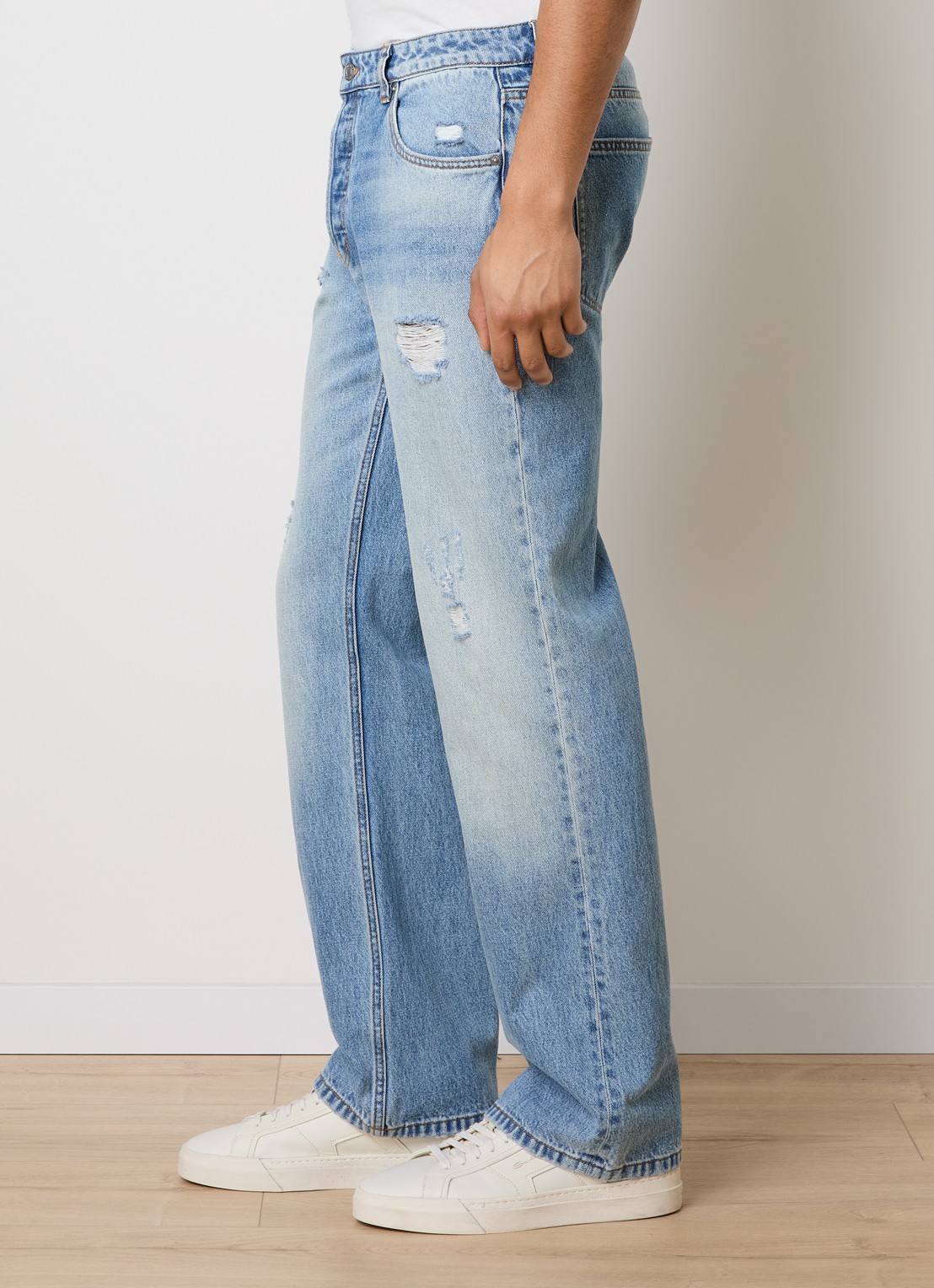Cole Buxton Beverly straight leg jeans met destroyed afwerking - detail 3 indigo