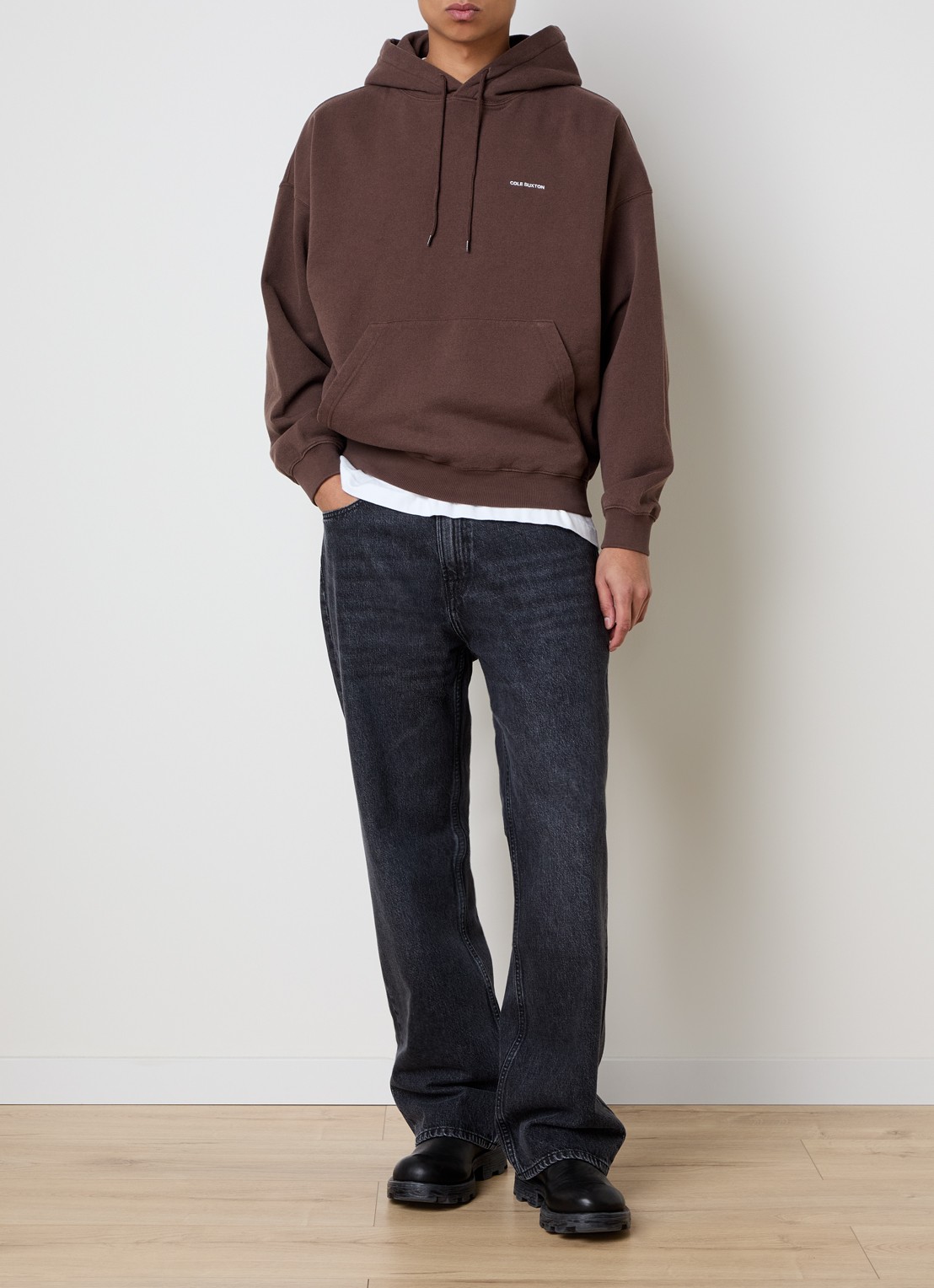 Cole Buxton Hoodie met logo - voorkant 2 bruin
