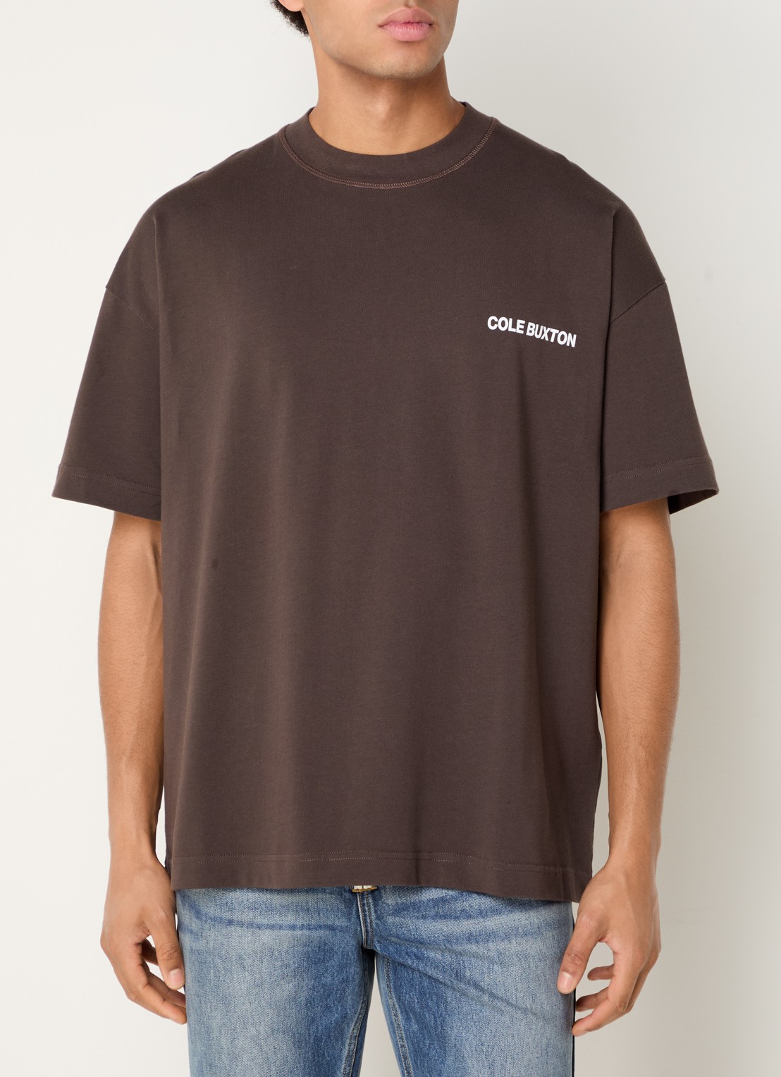 Cole Buxton Sportswear T-shirt met logo- en backprint - achterkant bruin