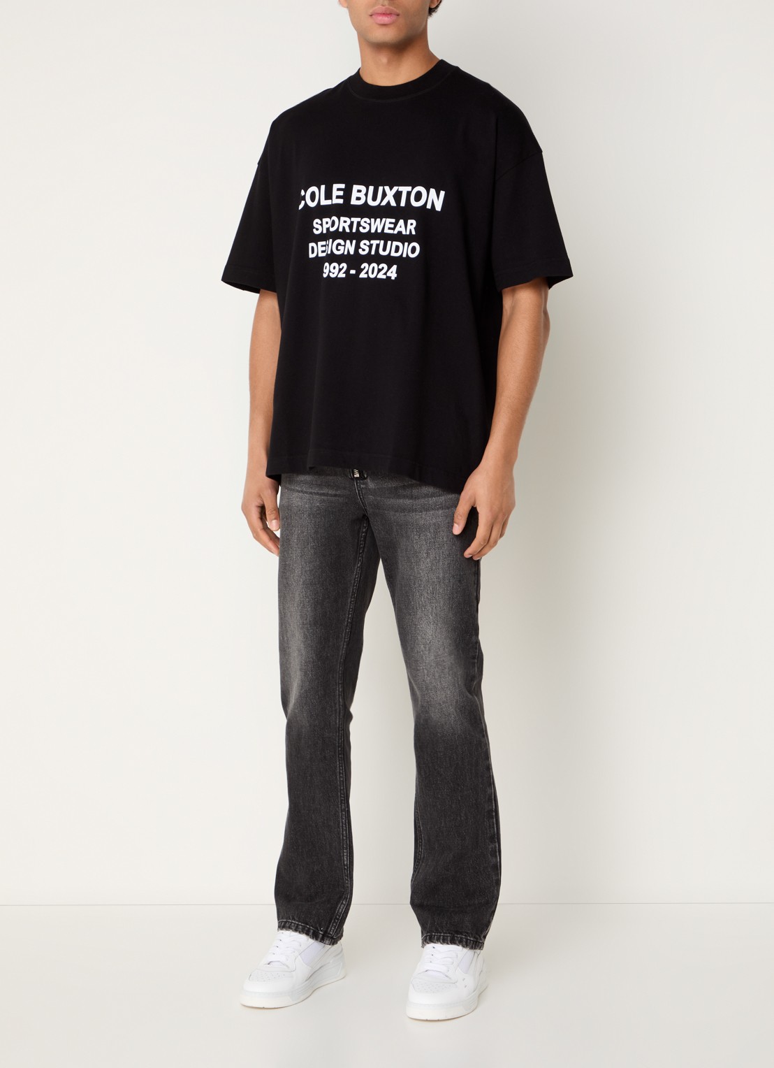 Cole Buxton T-shirt met logoprint  - voorkant 4 zwart