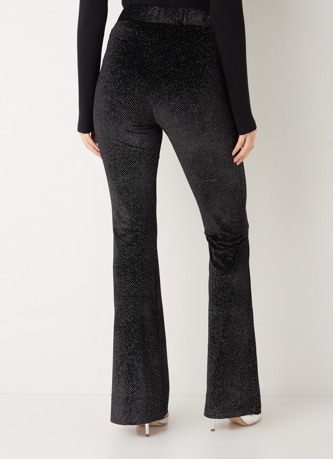 Colourful Rebel Jolie high waist flared fit broek van fluweel - achterkant zwart