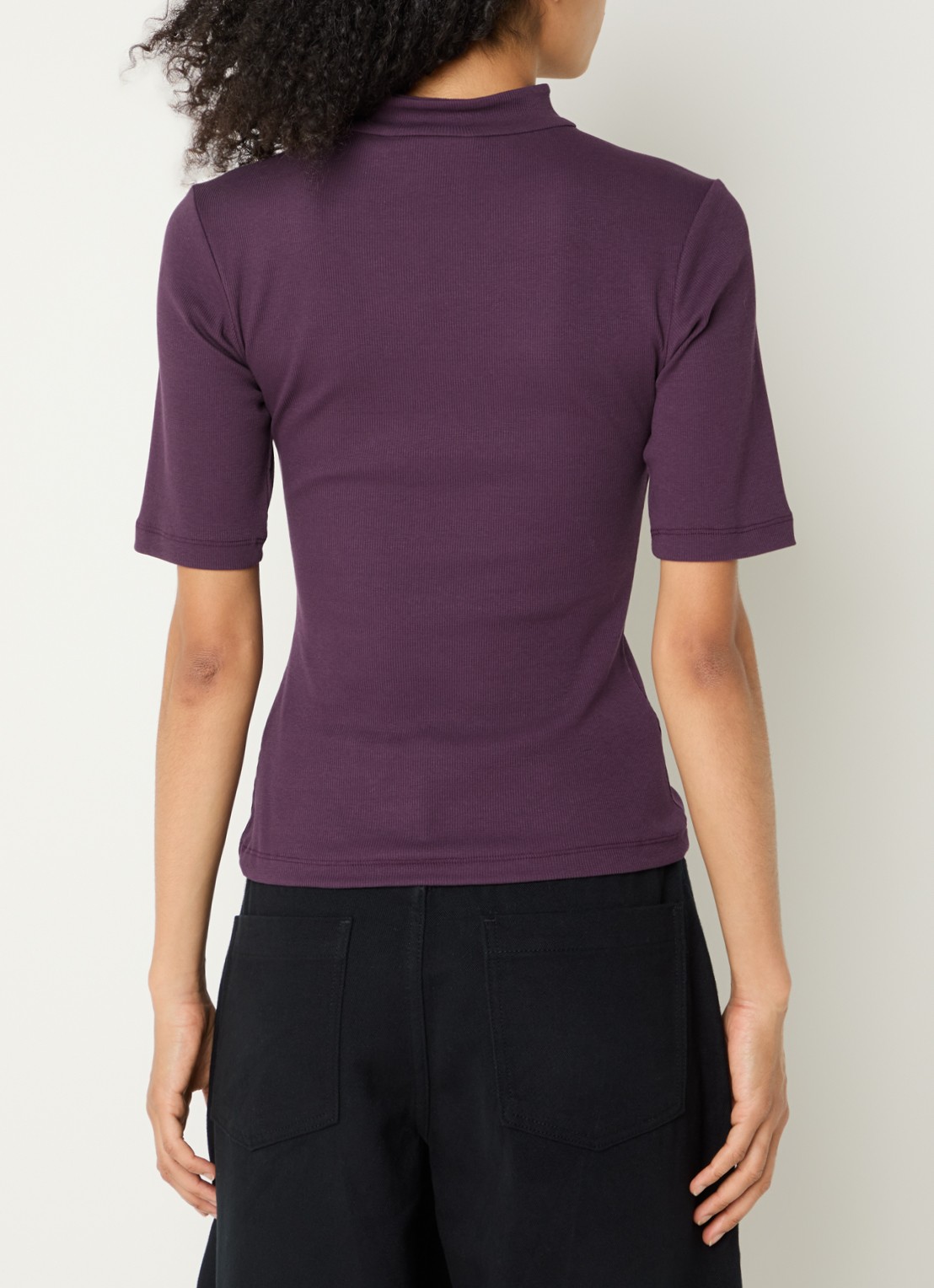 Copenhagen Muse CMSiv top met logo en ribstructuur - achterkant 2 aubergine