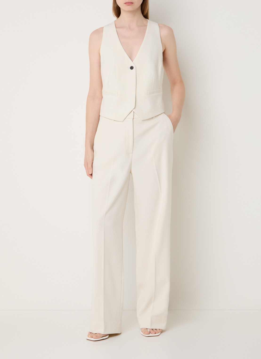 Copenhagen Muse Tailor gilet met paspelzakken - voorkant 4 gebroken wit