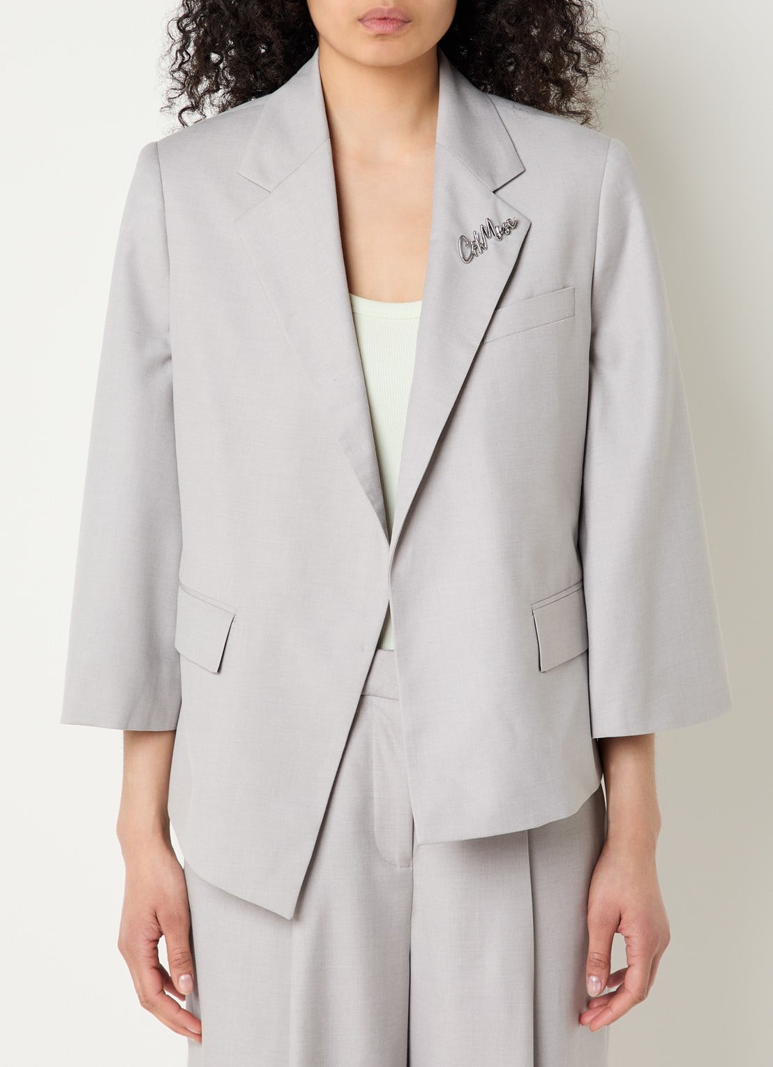 Copenhagen Muse Tenna blazer met schoudervulling en klepzakken - detail 3 lichtgrijs
