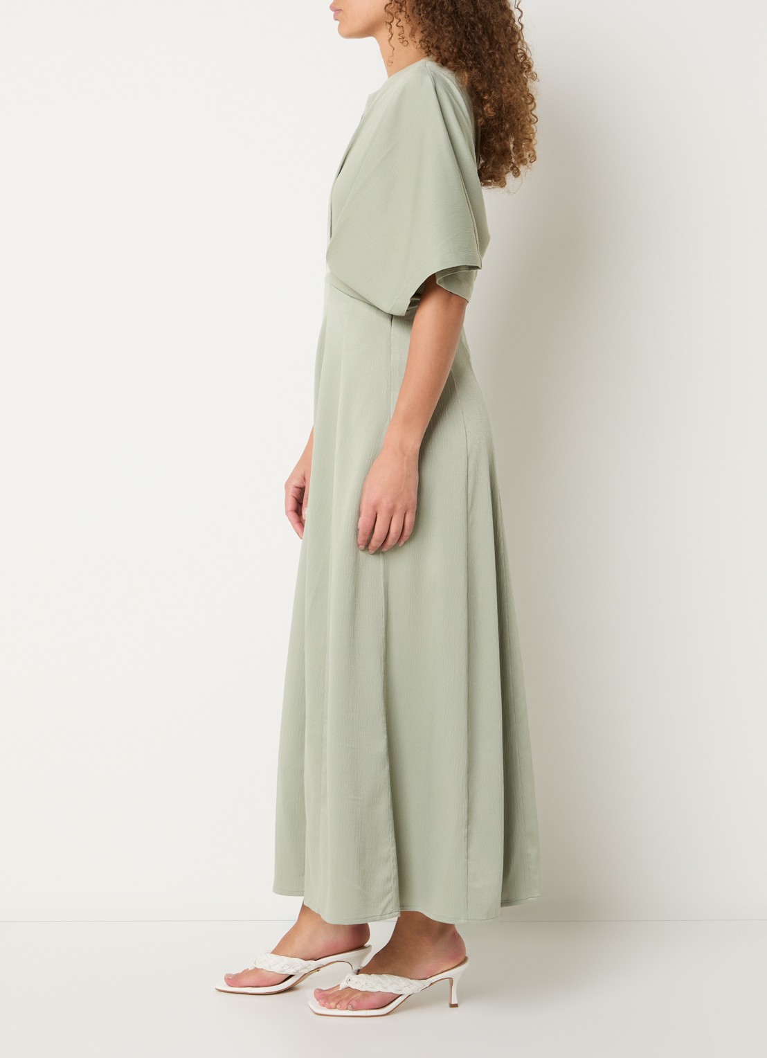 Copenhagen Muse Vianna maxi jurk met vlindermouw - voorkant 3 lindegroen