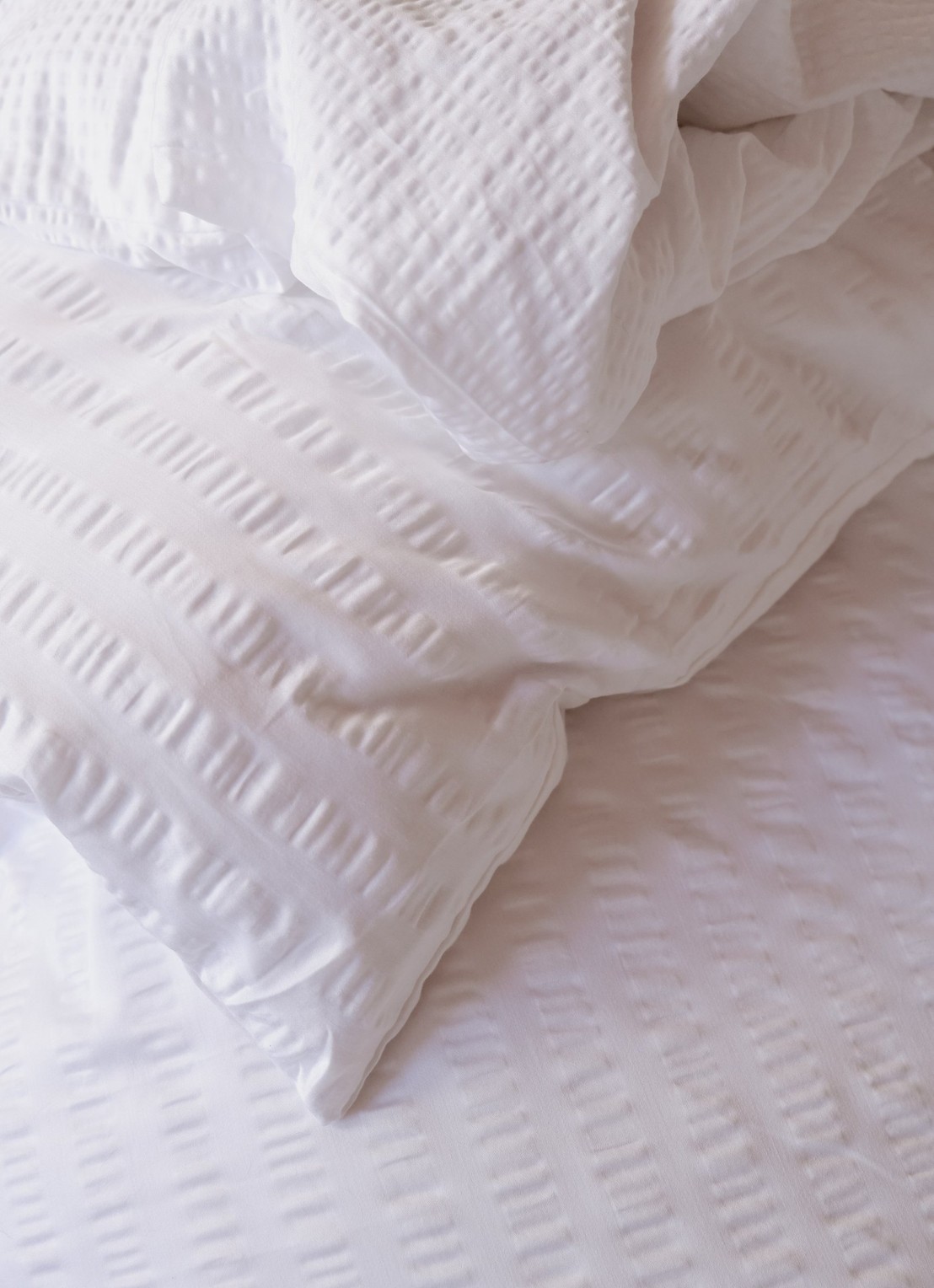 Crisp Sheets Smooth Waffle dekbedovertrek van katoensatijn 200TC - inclusief kusensloop - detail 3 wit