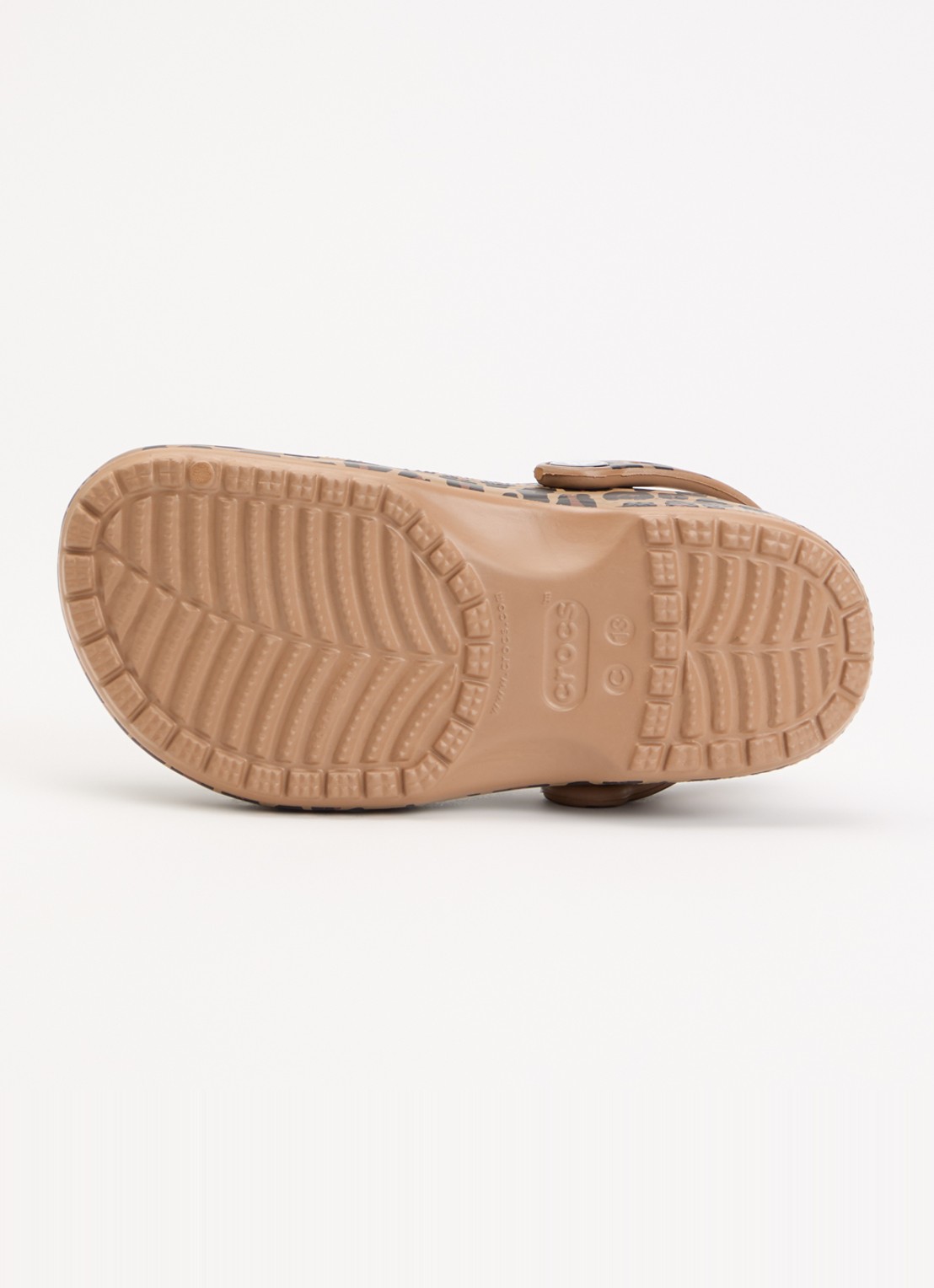 Crocs Classic Clog instapper met panterprint - detail 2 bruin