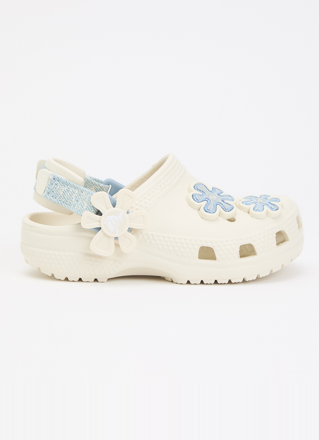 Crocs Classic Denim Clog instapper met applicatie  - voorkant 3 wit