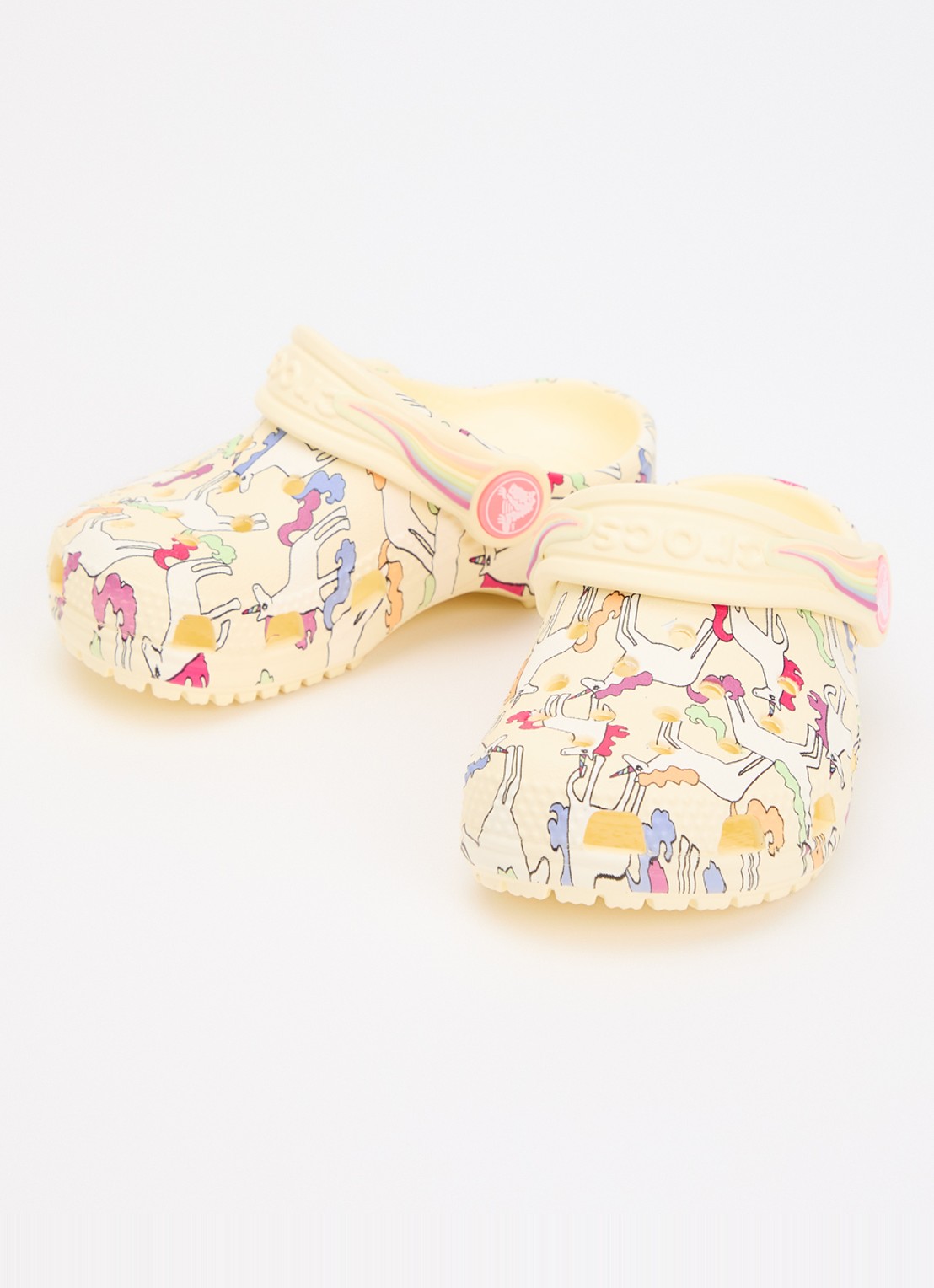 Crocs Classic Graphic Clog instapper met print  - voorkant 2 lichtgeel