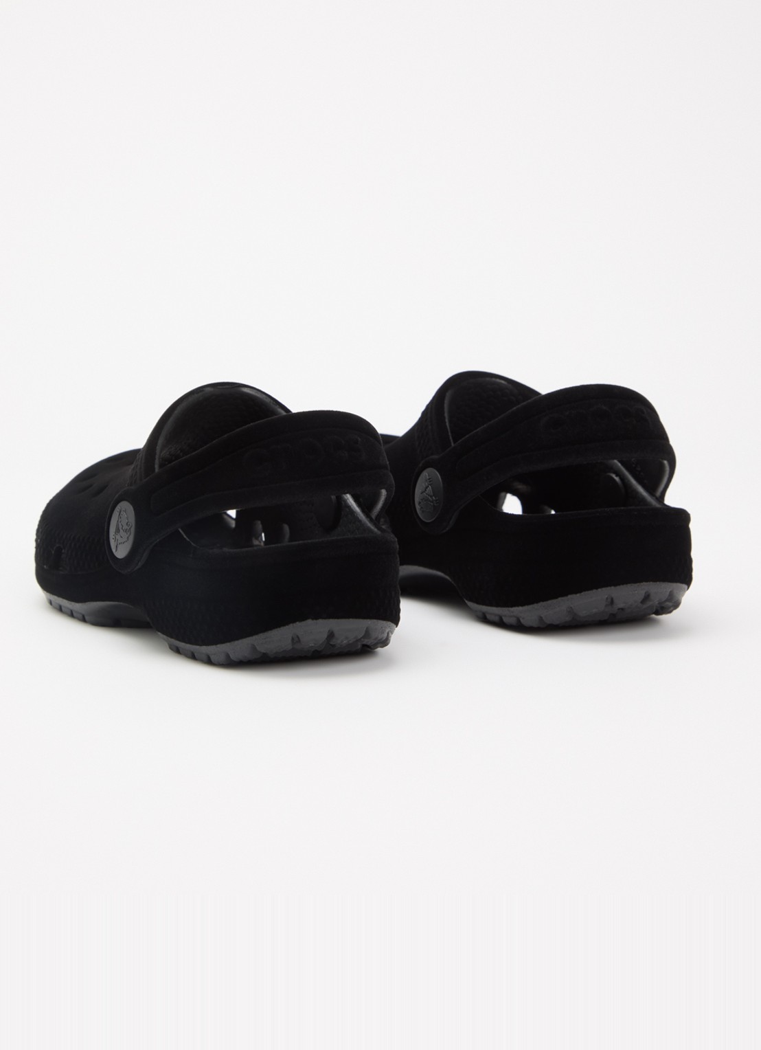 Crocs Classic Velvet Clog instapper met logo - achterkant 2 zwart