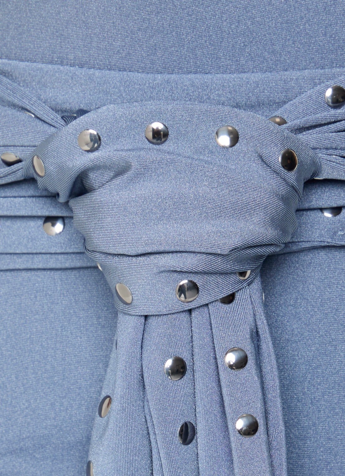 Cyell Infinity voorgevormd badpak met studs - detail 4 staalblauw