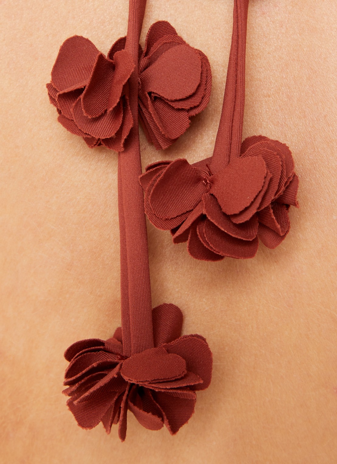 Cyell Triangel bikinitop met uitneembare vulling - detail 2 steenrood