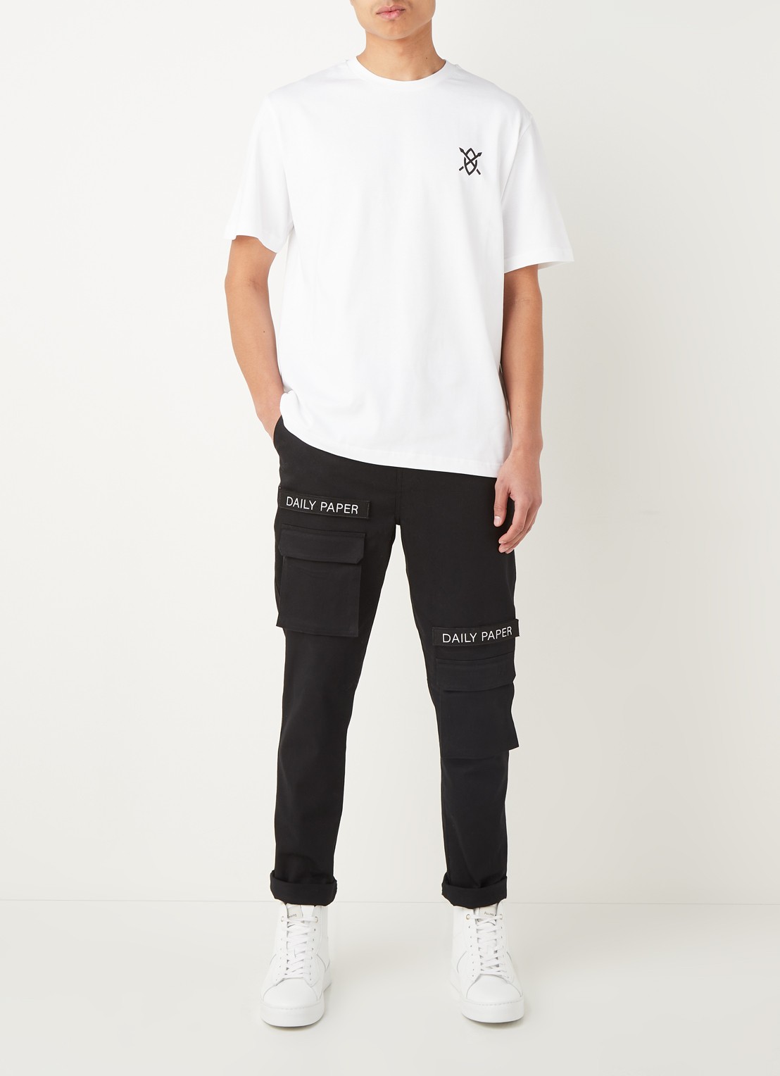 Daily Paper Amsterdam Flagship Store T-shirt met backprint - voorkant 4 wit