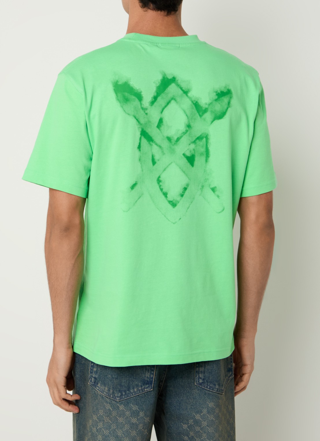 Daily Paper Burned Shield T-shirt met logo- en backprint - detail groen