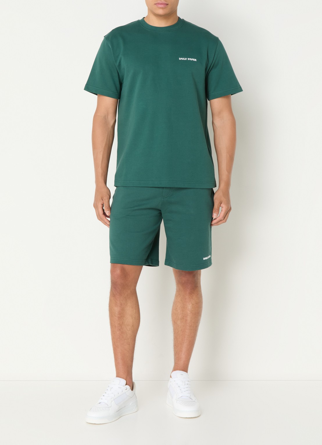 Daily Paper Dias T-shirt met logo - voorkant 3 donkergroen