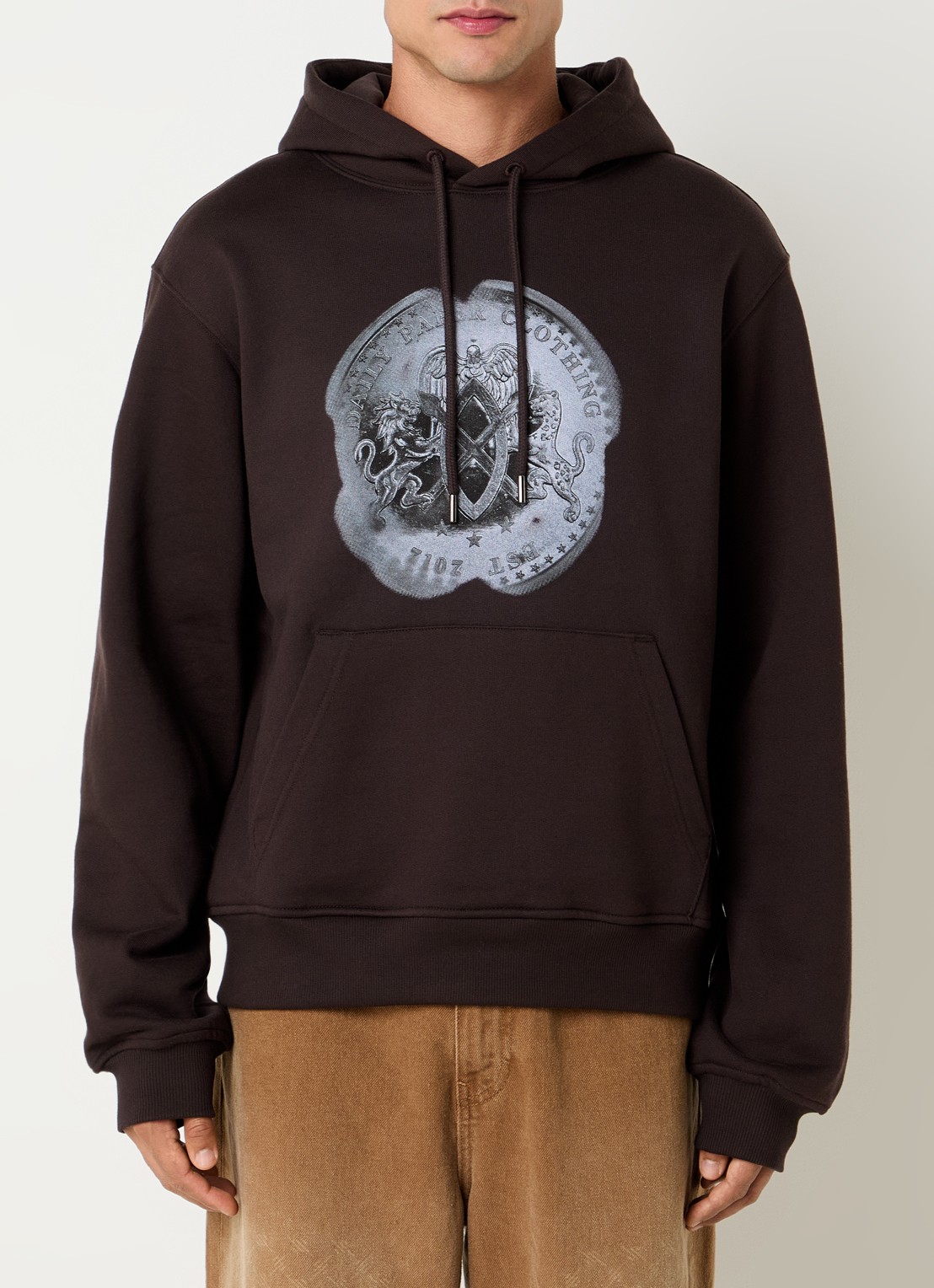 Daily Paper Emblem hoodie met print - detail 3 donkerbruin