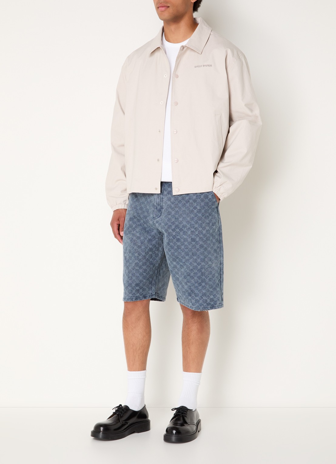 Daily Paper Jack met logoborduring - voorkant 2 beige
