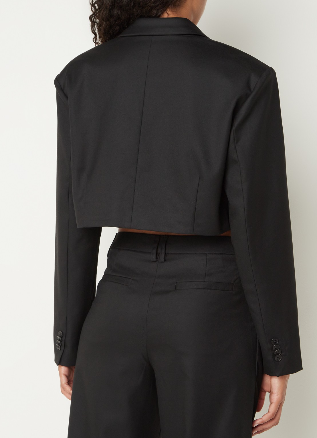 Daily Paper Nova cropped blazer met schoudervulling - achterkant 4 zwart