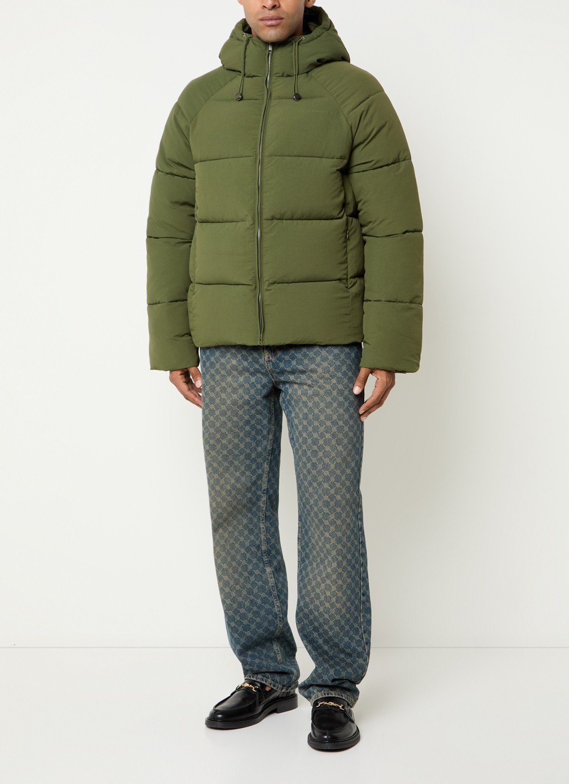 Daily Paper Puffer jack met ritszakken en capuchon - voorkant groen