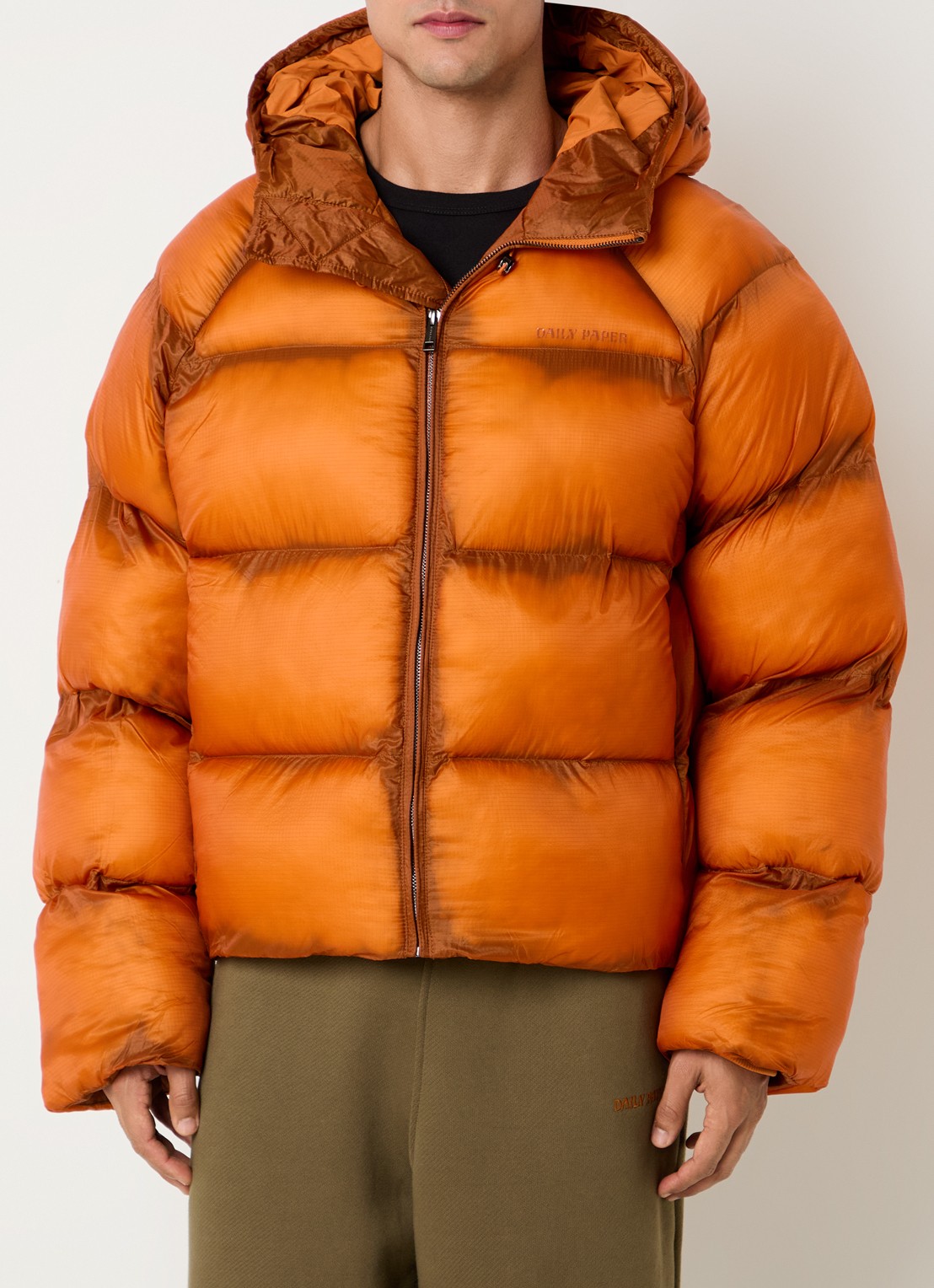 Daily Paper Raglan puffer jack met steekzakken - detail 4 oranje