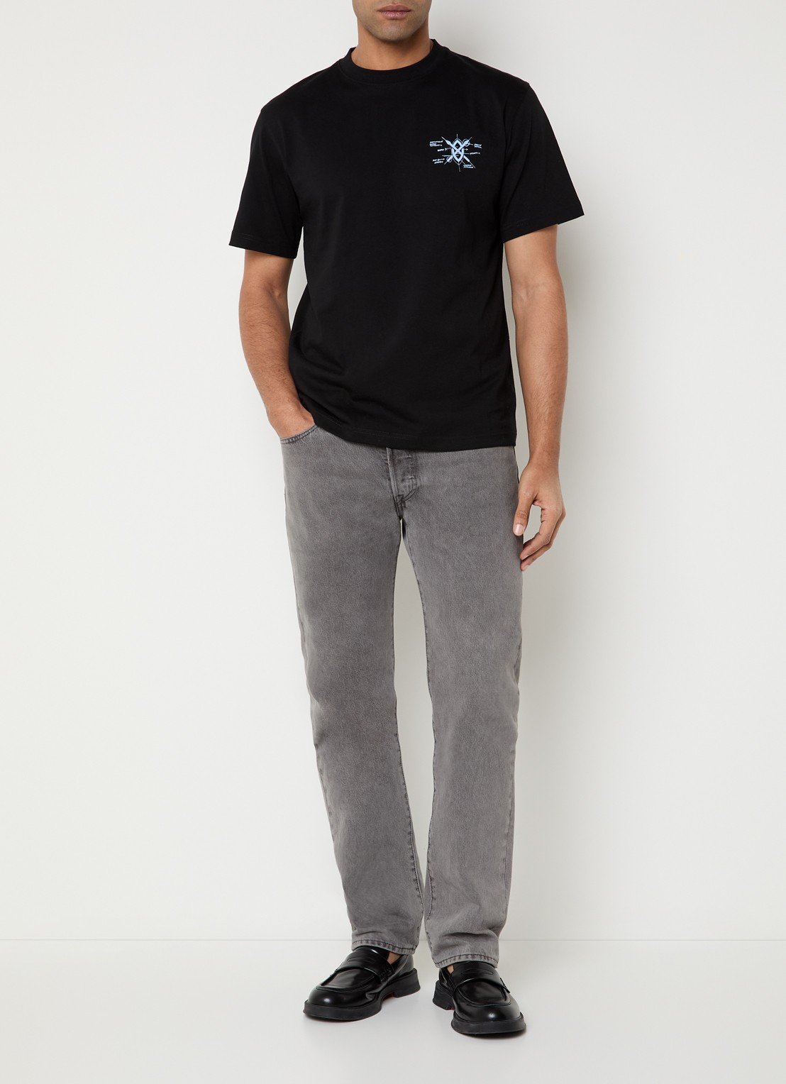 Daily Paper Shield Evolution T-shirt met logo- en backprint - voorkant 2 zwart
