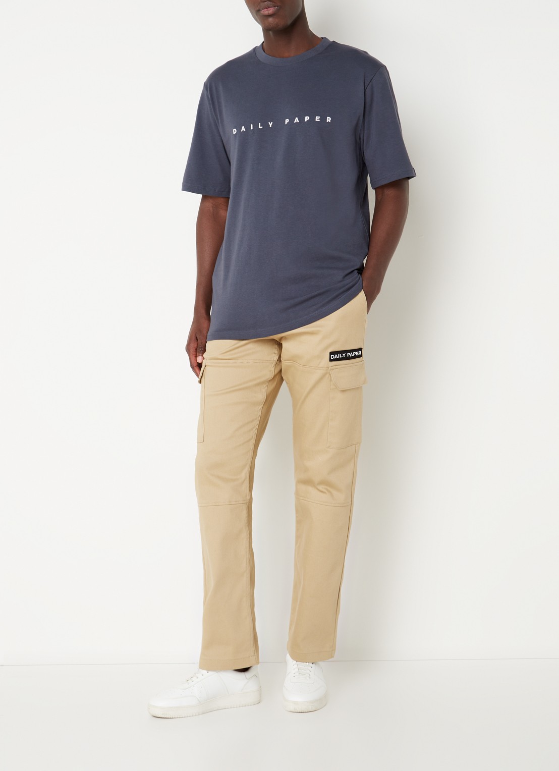 Daily Paper Straight fit cargobroek met logo - voorkant 2 beige