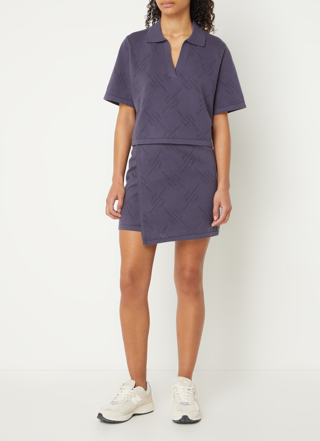 Daily Paper Top met logoprint en polokraag - voorkant 4 middengrijs