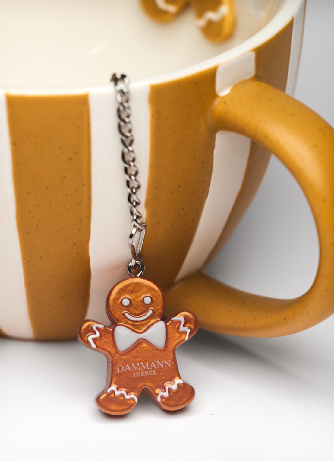 DAMMANN Frères Gingerbread thee-ei - voorkant 3 beige