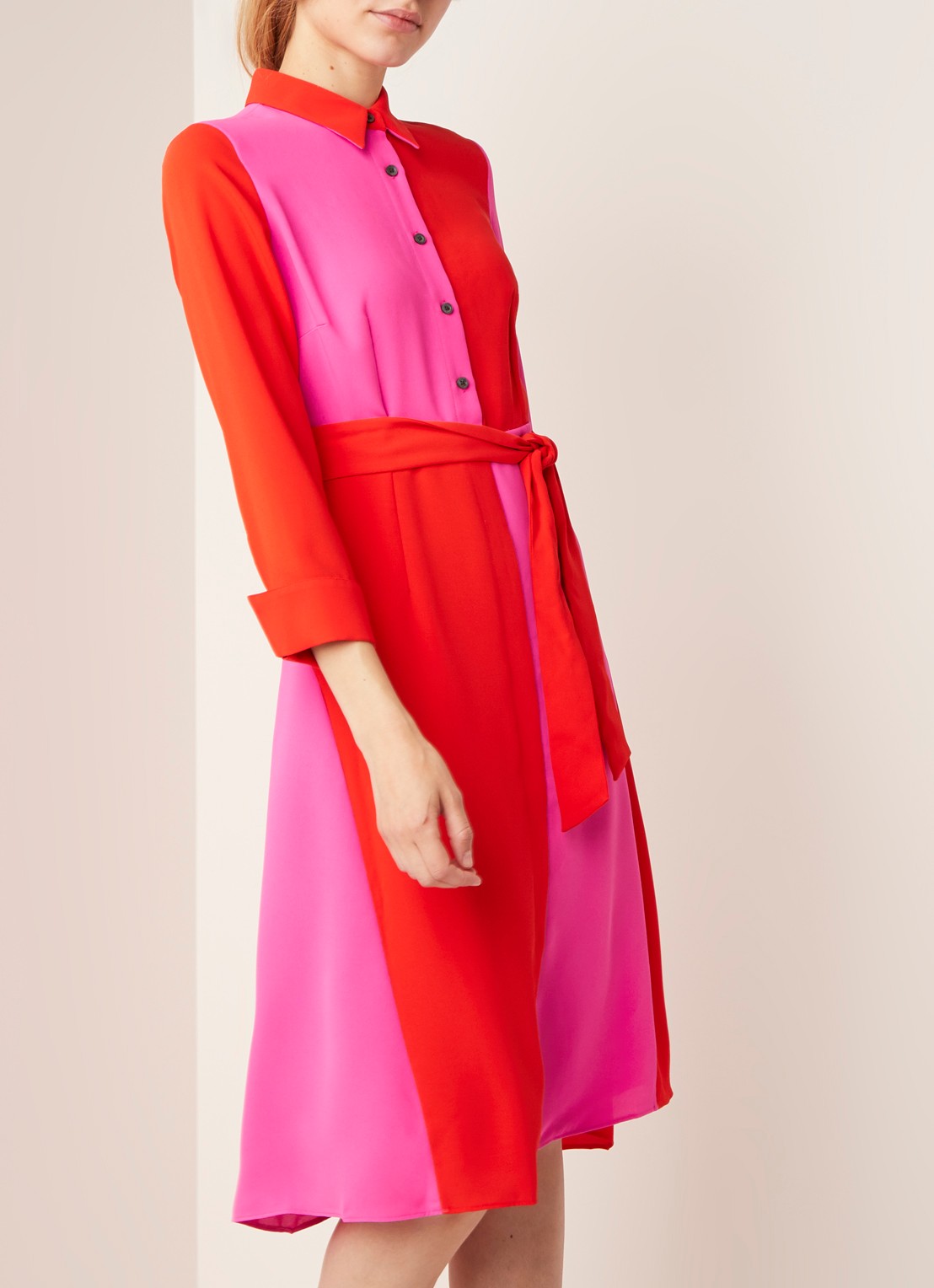 Damsel in a Dress Mila blousejurk met colourblocking en strikceintuur - detail 4 donkeroranje