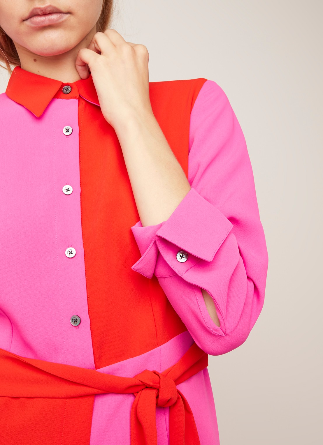Damsel in a Dress Mila blousejurk met colourblocking en strikceintuur - detail 5 donkeroranje